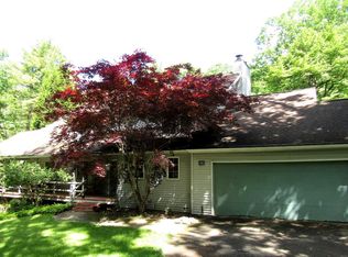 401 Meeker Rd, Vestal, NY 13850