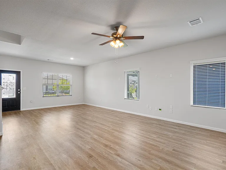 313 Timber Brook Dr — Photo 7