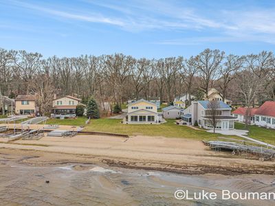 341 Big Bay Dr, Holland, MI, 49424