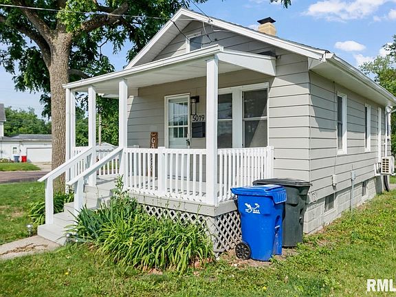 3rd image of 5019 N Belmont Pl