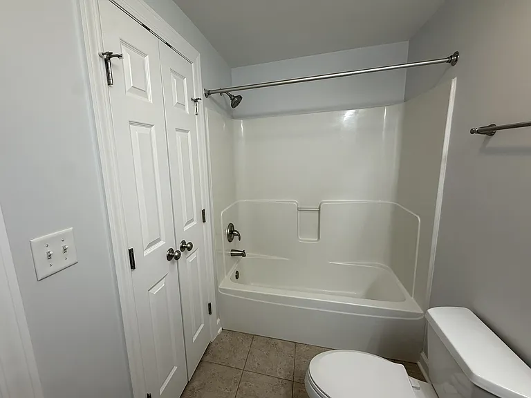 206 W Main St #3A — Photo 4