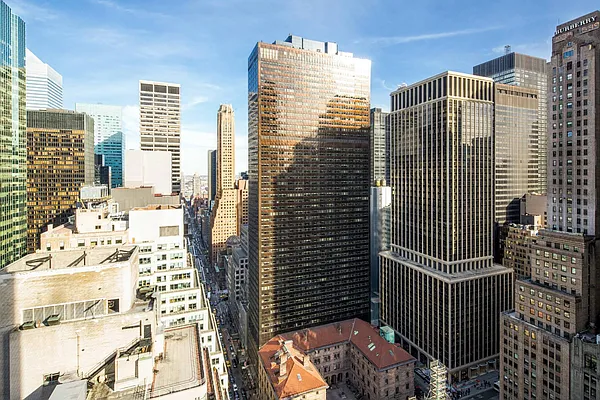 Rented by Keller Williams NYC | media 24