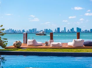 5718 N Bay Rd, Miami Beach, FL 33140