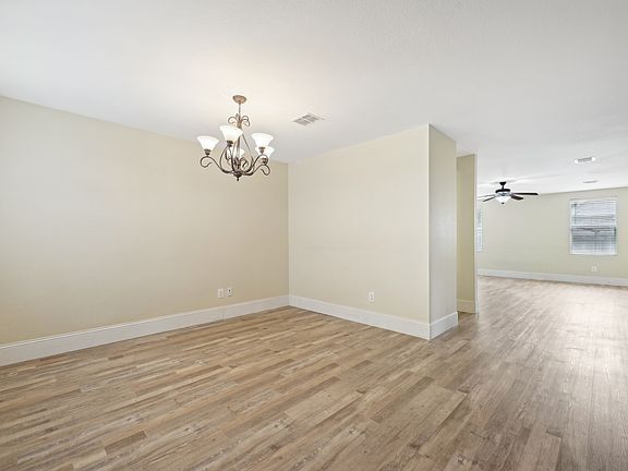 4th image of 12924 Cedar Hollow Dr