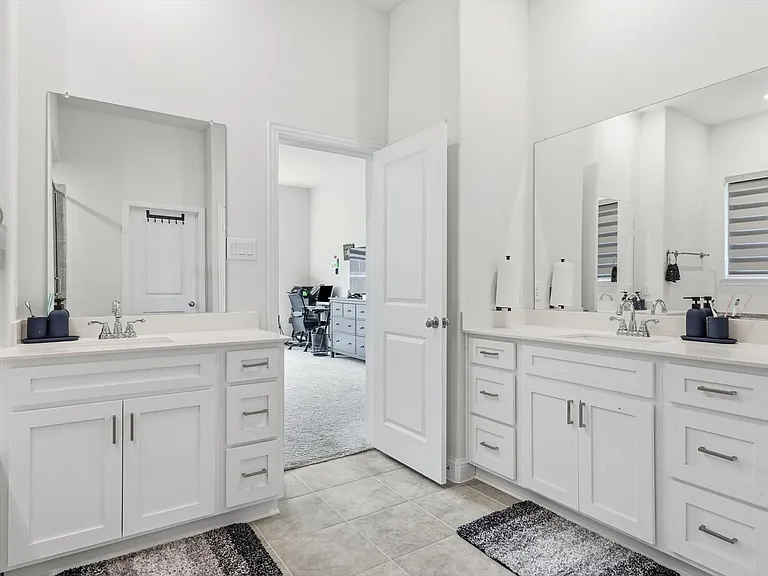 105 Portina Dr — Photo 15