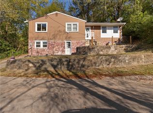 1901 Front St, Charleston, WV 25302