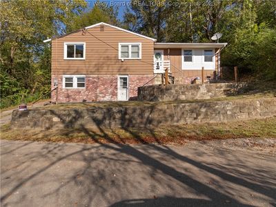 1901 Front St, Charleston, WV, 25302