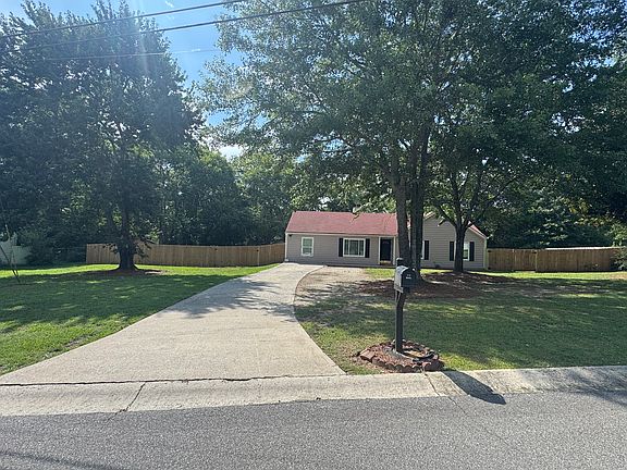 2nd image of 103 Sunnybrook Ln