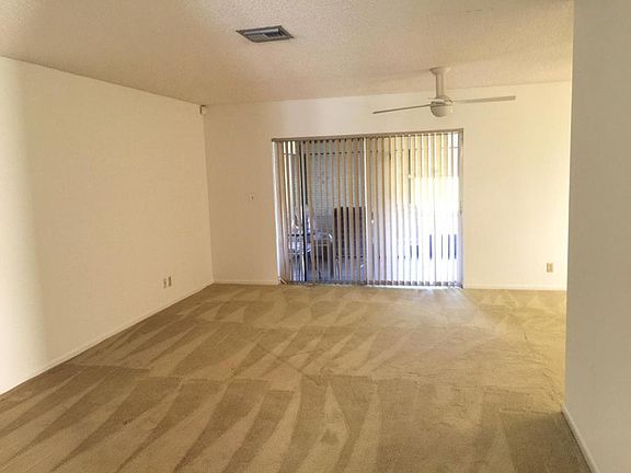 4th image of 5739 Spindle Palm Ct APT B
