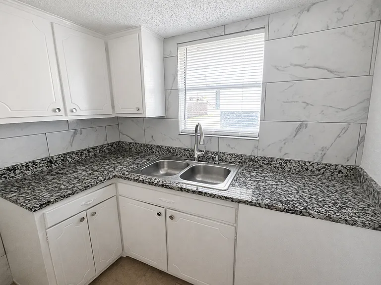 Townhouse Kitchen