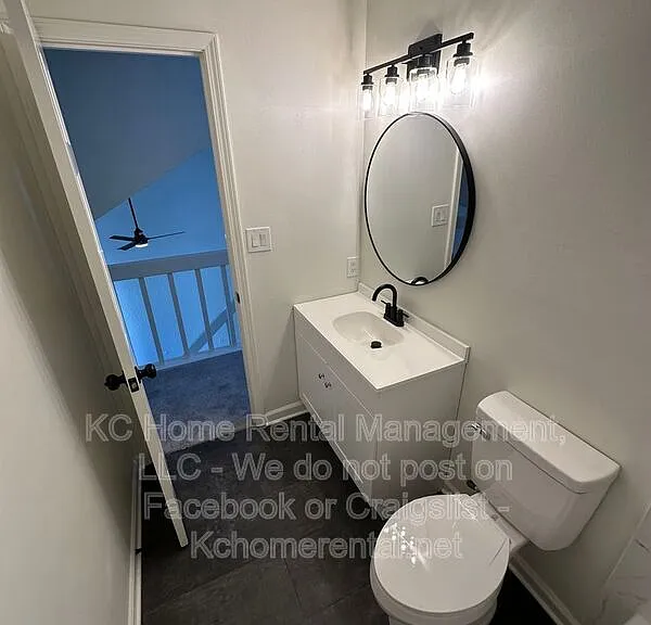 3870 SW Harbor Dr — Photo 31