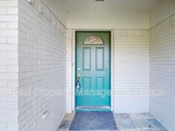 3rd image of 14724 Overview Dr