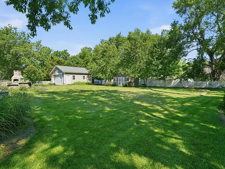 5 Comet Ct — Photo 26