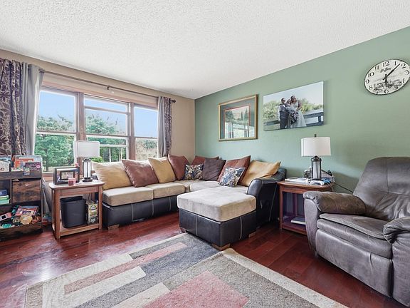 5th image of 13535 289th Ave NW