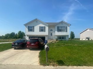 128 Hickory Trails Dr, Wright City, MO 63390