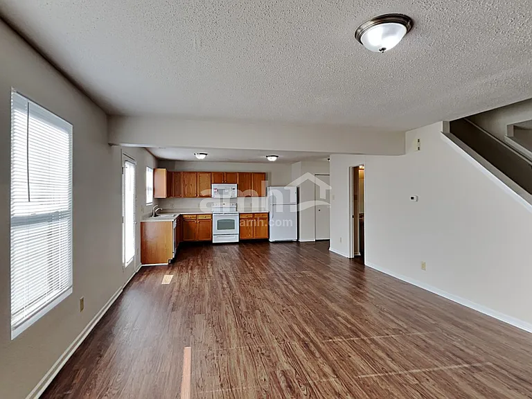 8459 Wanda Lake Dr — Photo 6