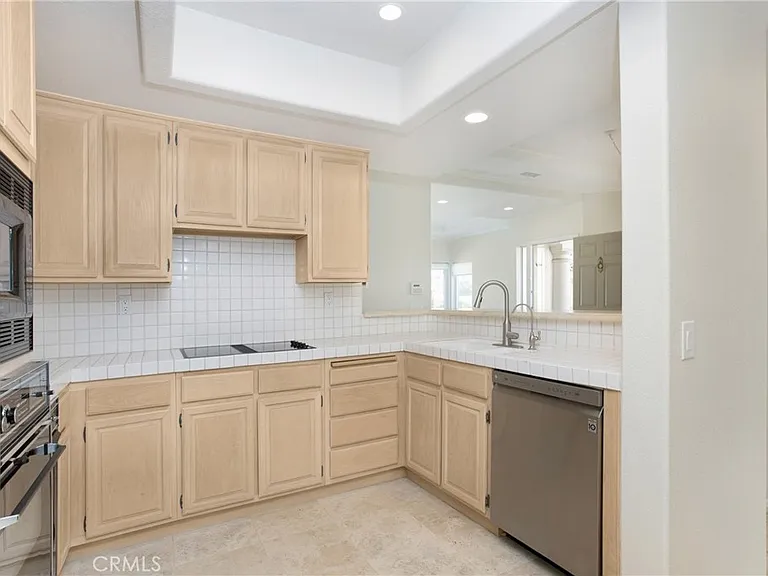 39 Wightman Ct — Photo 9