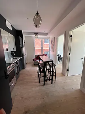 Rented by Friedman Mayer, LREB | media 4