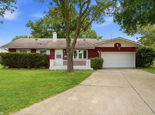 422 Longmeadow Dr, West Burlington, IA 52655
