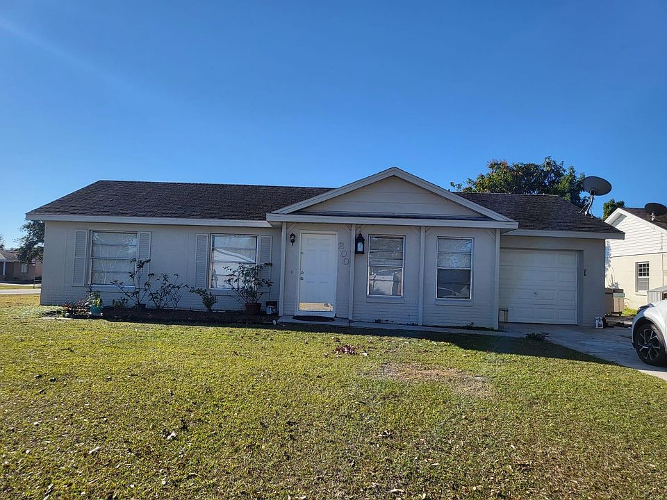 1st image of 800 Balsamwood Ln