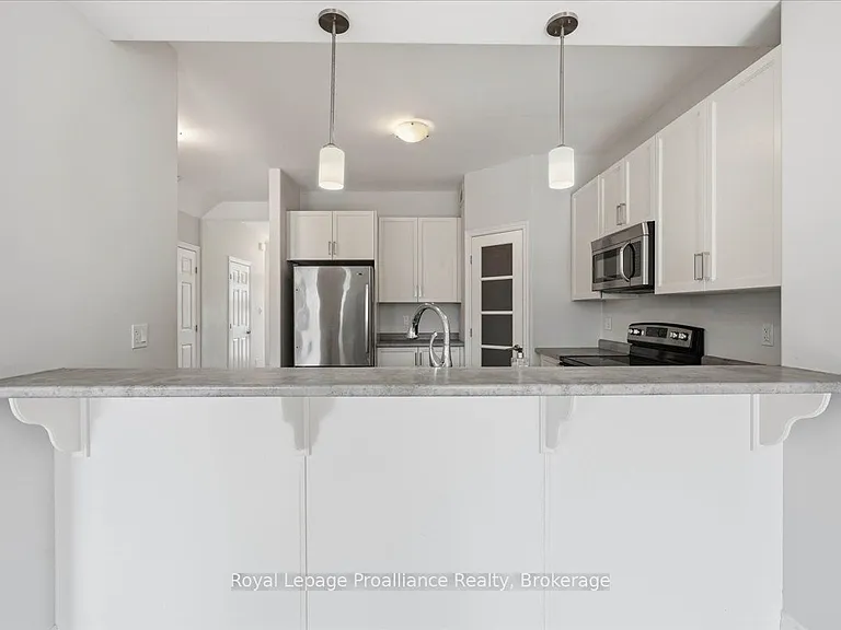 16 Ledgerock Ct — Photo 9
