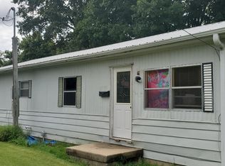 1027 3rd St, Boonville, MO 65233