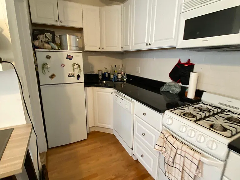 64 Hemenway St #25 — Photo 1