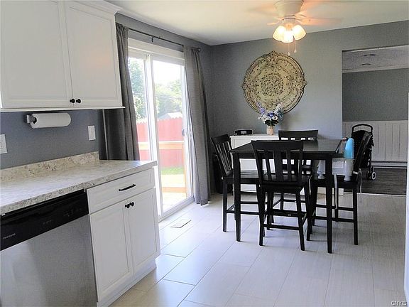 5th image of 8426 Sweetmill Ln