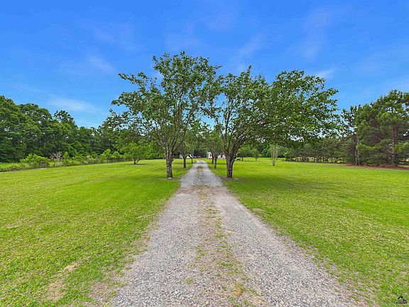 5th image of 836 Kersey Rd