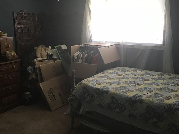5th image of 829 Bullock Dr