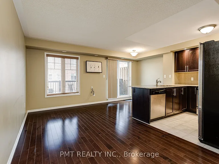 671 Warden Ave #29B — Photo 8
