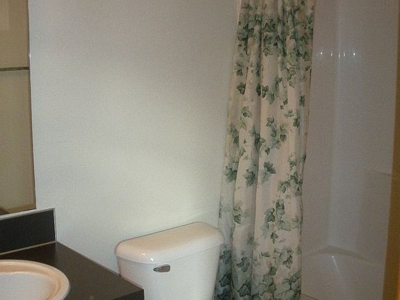 4th image of 8611 NE 27th Cir APT C