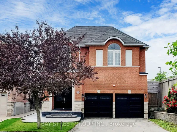 505 Heath St, Oakville, ON L6H 7M2