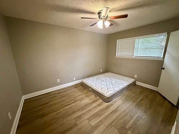 5th image of 557 Lula Ln