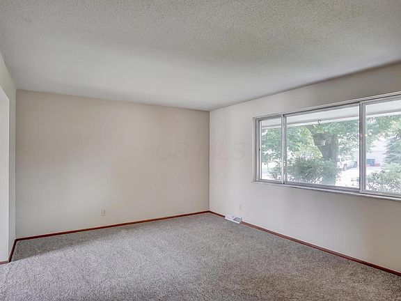 4th image of 547 Allview Ct