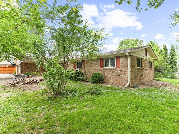 2nd image of 10042 N David Ln