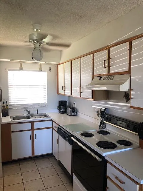 3170 Ocean Shore Blvd — Photo 3