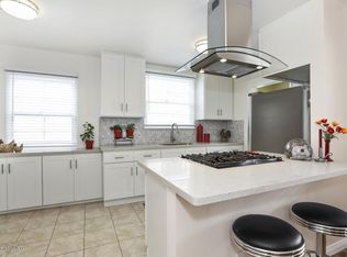 9932 Noble Ave, Mission Hills, CA 91345