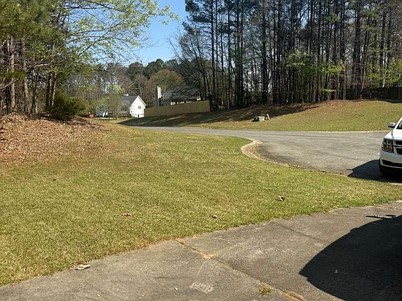 4th image of 22 Jasmine Ln SW