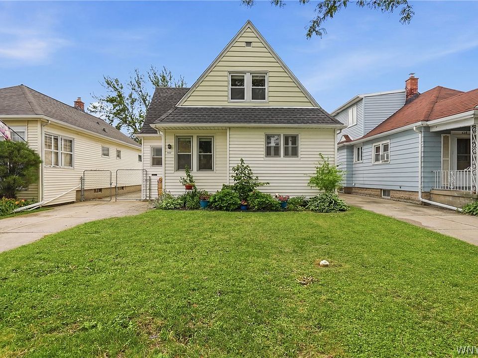 1st image of 422 Tremont Ave