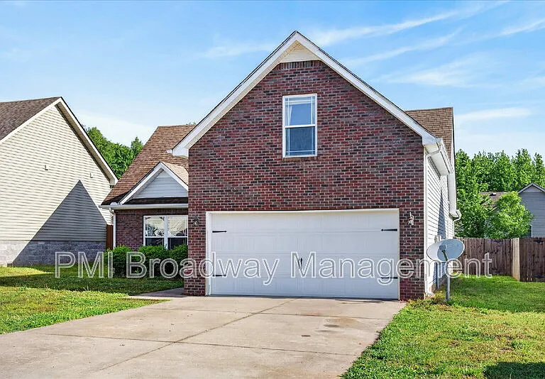 837 Shelton Cir — Photo 8