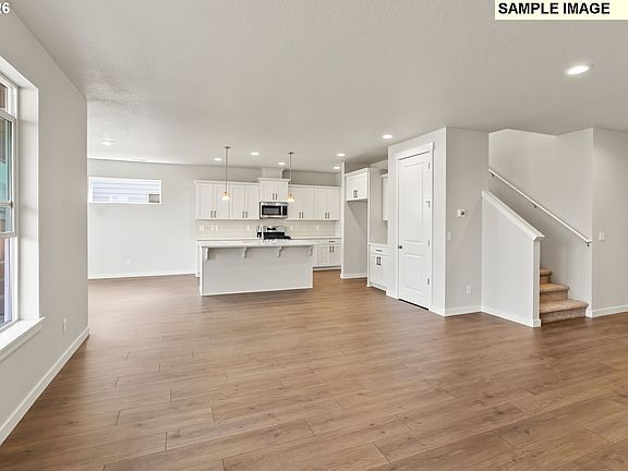 7th image of this home