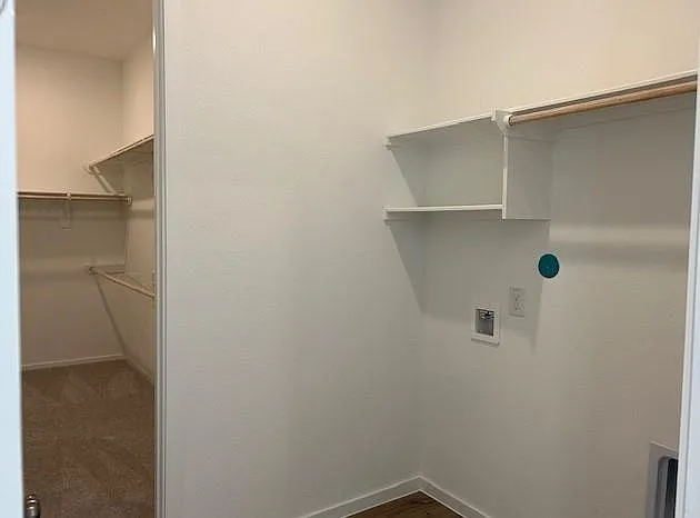 8310 Holly Blue Dr — Photo 25