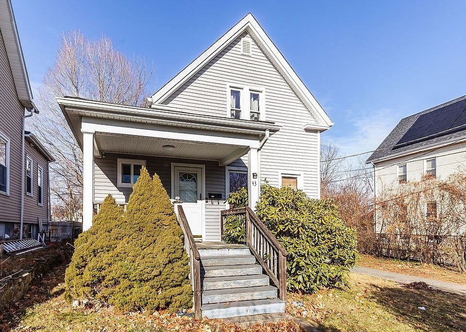 1st image of 33 Menlo St