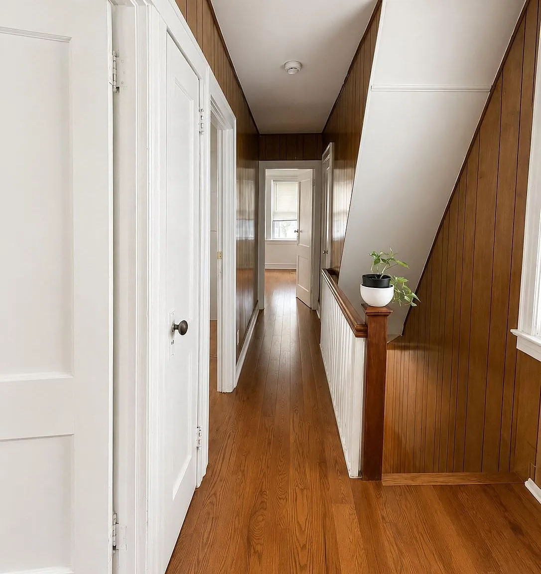2 bed, 1.0 bath, 1568 sqft, $3,000 — Photo 2
