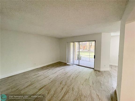 3rd image of 928 Coral Club Dr #928