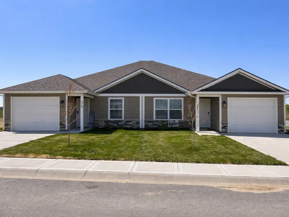 3725 NW 93rd St, Kansas City, MO 64154