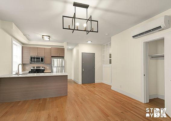 4th image of 314 Sumpter St #1RT