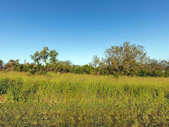 2nd image of Puu Lani Dr Lot 72