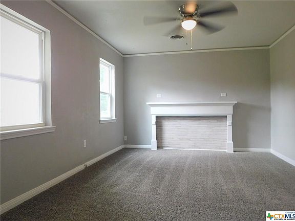 4th image of 1306 W Church St